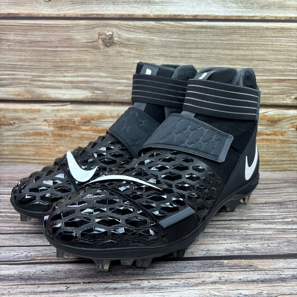 Size 16 Nike Force Savage Elite 2 Linemen Football Cleats Black White AH3999-001